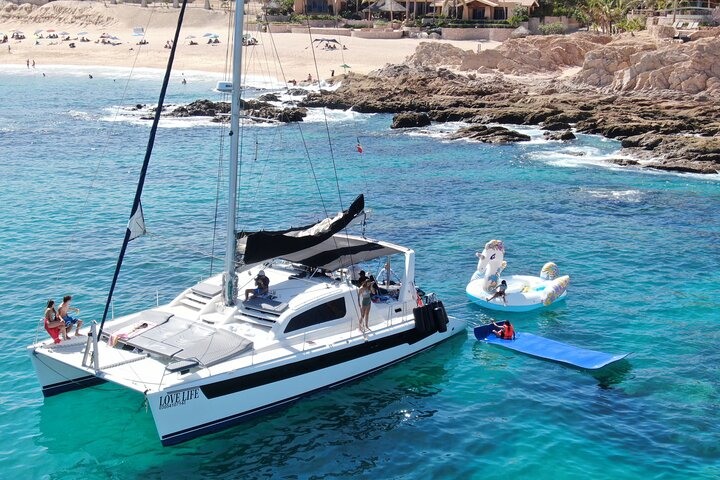 Luxury and private Sailing Catamaran in Cabo for private tours - Image 1