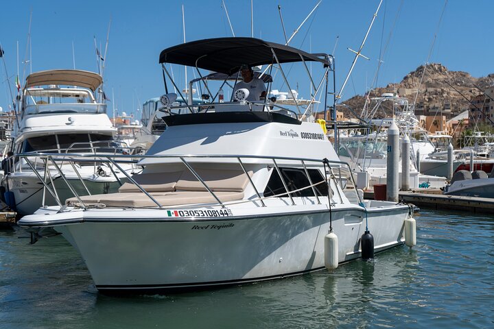 Luxury Private Yacht Charter in Cabo San Lucas Mexico - Image 5