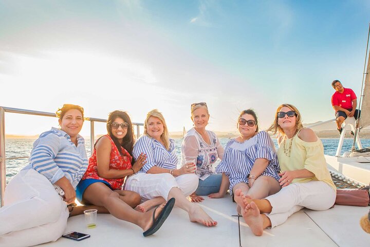 NEW! Luxury Sunset Cruise, Gourmet Hors d'oeuvres & Premium Drinks (Shared Tour) - Image 5