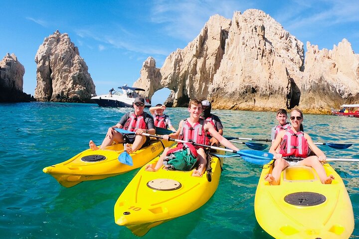Private Los Cabos Arch and Playa del Amor Tour by Glass Bottom Kayak - Image 5