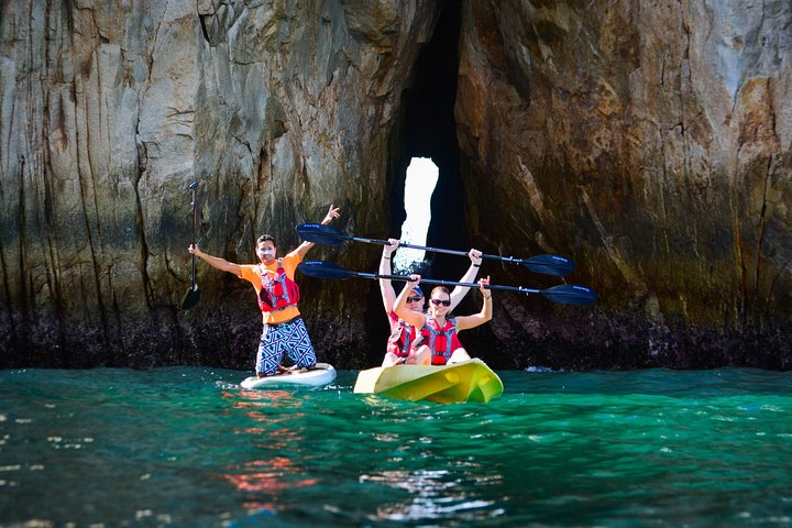 Private Los Cabos Arch and Playa del Amor Tour by Glass Bottom Kayak - Image 2