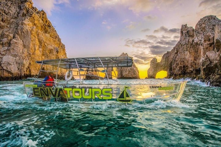 Tours in Cabo, Paseo al Arco and Fin de la Tierra in the only Clear Boat - Image 2