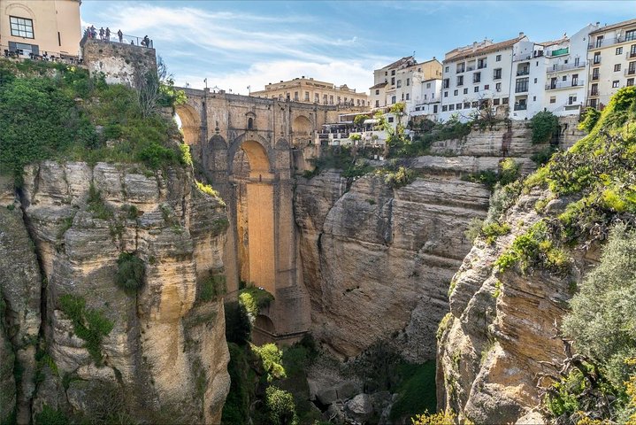 Discover beautiful surroundings of Andalusia on a private full-day tour - Image 2