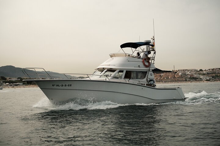 Full Day Yacht Rental for Bachelorette Parties or Parties - Image 1