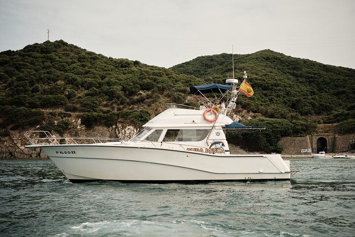 Full Day Yacht Rental for Bachelorette Parties or Parties - Image 2