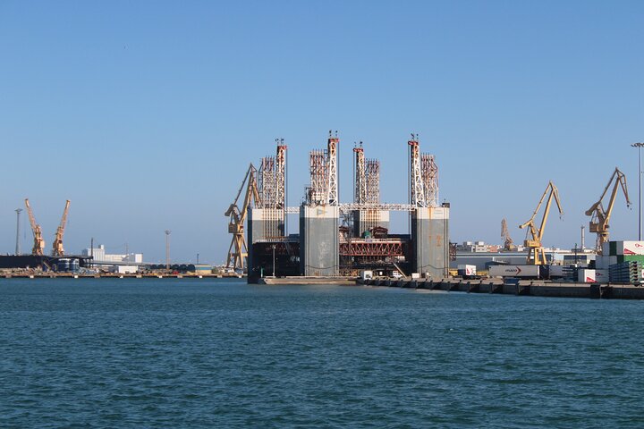 Private 3-Hours Walking Tour of Cadiz - Image 3
