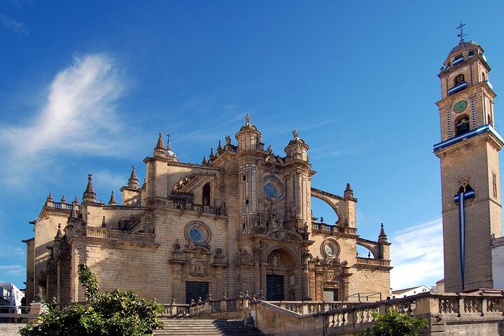Private 4-Hours Tour of Jerez de la Frontera from Cadiz  - Image 1