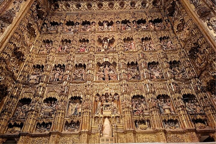 Private Day Trip from Cadiz port to Seville (tickets and transport included) - Image 5