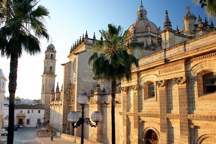 Private excursion to Jerez de la Frontera with Equestrian Show from Cadiz - Image 4