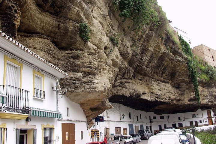 Ronda and Setenil de las Bodegas Private Tour from Cadiz - Image 3