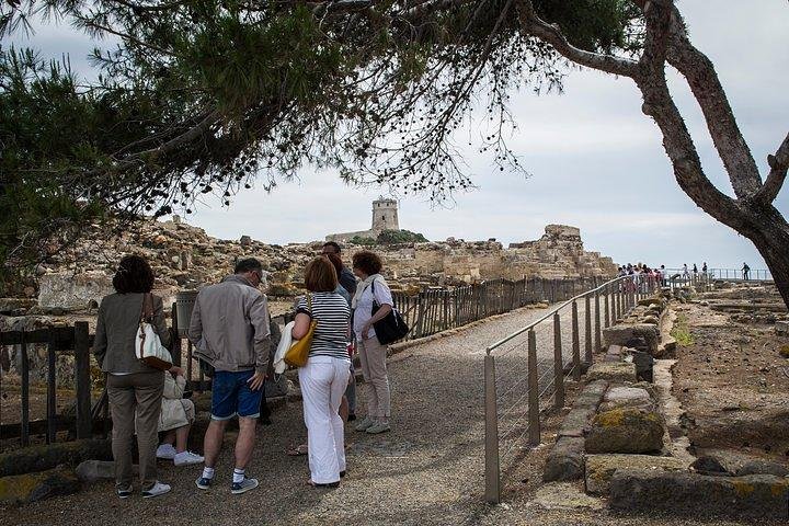 Archaeological tour of Nora - Image 2
