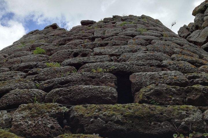 Archaeological tour of the Nuraghe Arrubiu in Orroli - Image 5