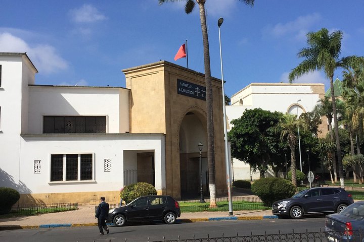 Casablanca & Rabat Full Day Cultural Private Tour - Image 3