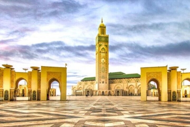 Casablanca tour guide professional, Explore the Soul of Casablanca - Image 1