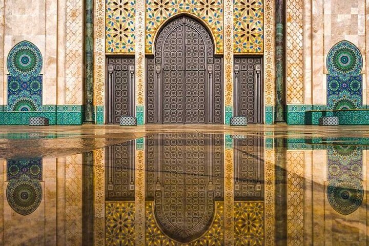 Casablanca tour guide professional, Explore the Soul of Casablanca - Image 4