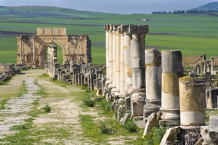 Day Tour Casablanca to Fez with Volubilis Sightseeing - Image 4