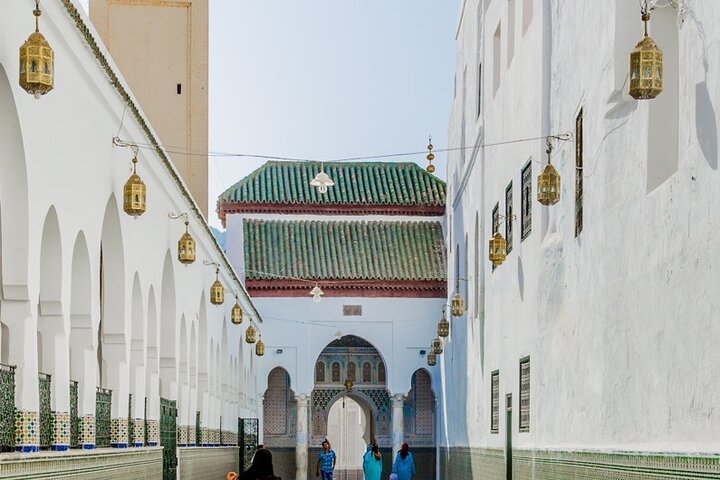  From Casablanca 8 days tour of the royal cities of Morocco .. - Image 1