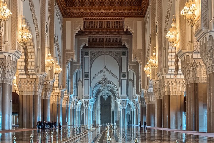 Skip the line Hassan II mosque Premium Tour entry ticket included - Image 1