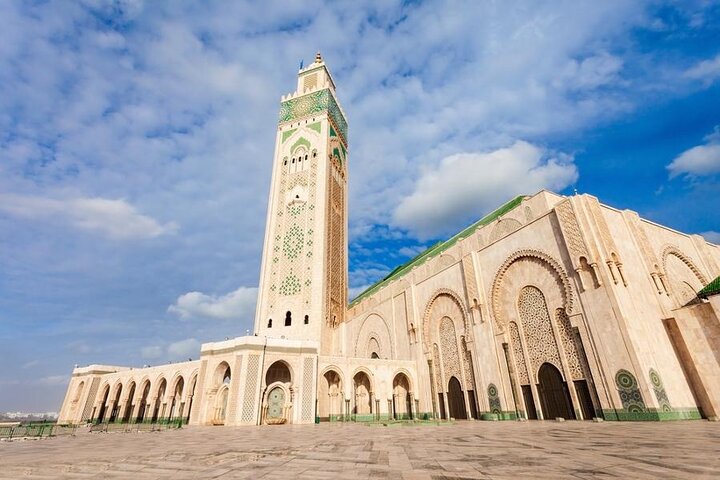 visit hassan mosque 2 including entry ticket - Image 4