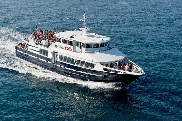 Mandelieu to St Tropez Round Trip Ferry Transfer - Image 2