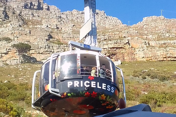 2 in 1 Table Mountain & Wine Valley Tour - Image 1