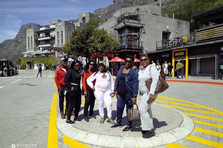 2 in 1 Table Mountain & Wine Valley Tour - Image 5