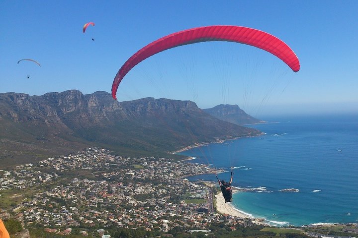 3-Day Cape Town Private Tour with Paragliding and Wine Tasting - Image 3