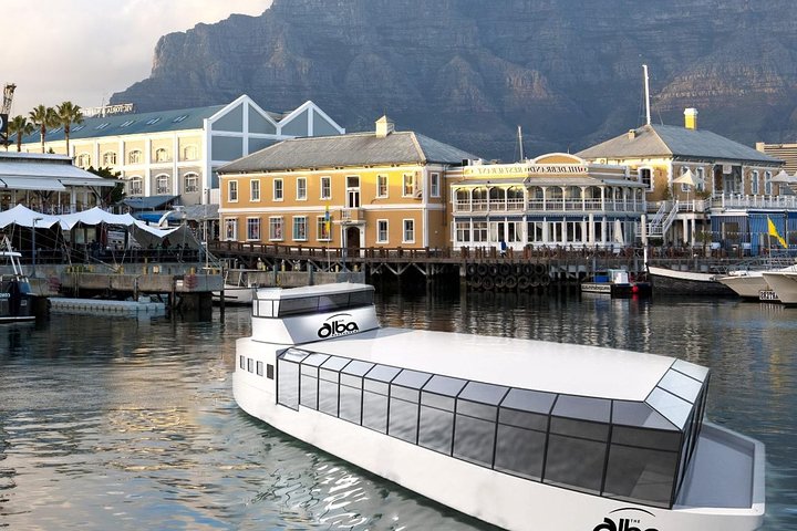  6 Days-The best of Cape Town Experience Tour & Accommadation  - Image 1