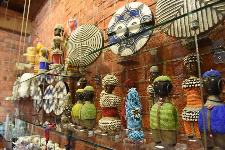 African Food Restaurant Dinning Experience & Entertainment in Cape Town - Image 5