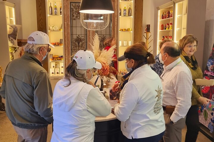 African Wine Cellar Tour with Lunch - Image 2