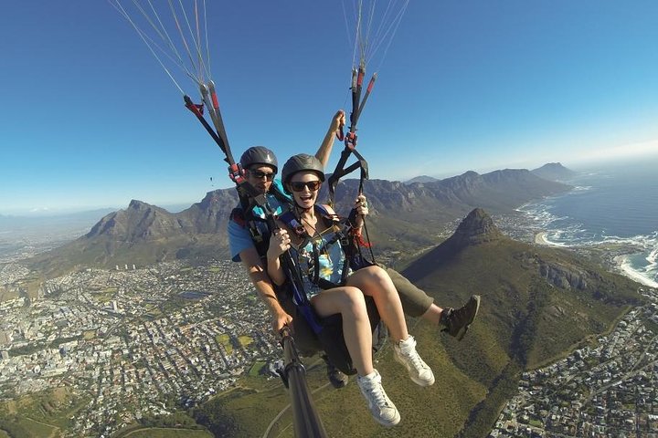 Cape Town 3-Day Attraction Tours: Paragliding, Cape Peninsula & Wine Tasting - Image 3