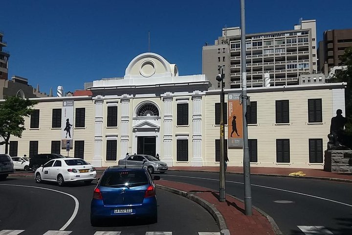Cape Town City Tour Camps Bay Beach Plus Table Mountain Ticket - Image 3