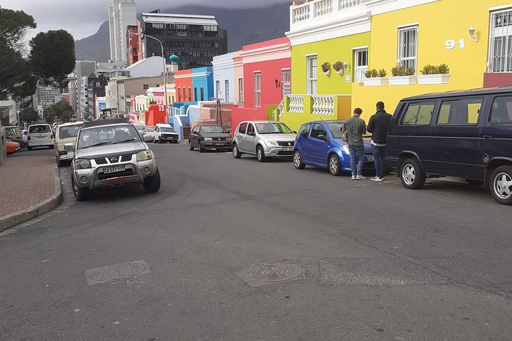 Cape Town Halfday City and Table Mountain Tour - Image 4