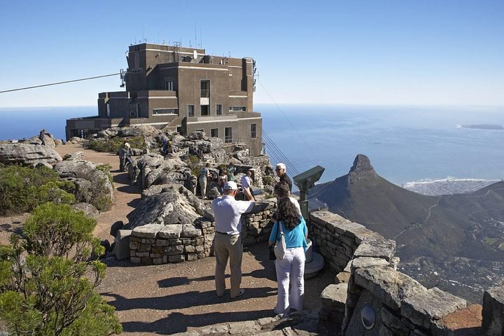 Cape town private, Robben Island and Table Mountain Tour  - Image 4