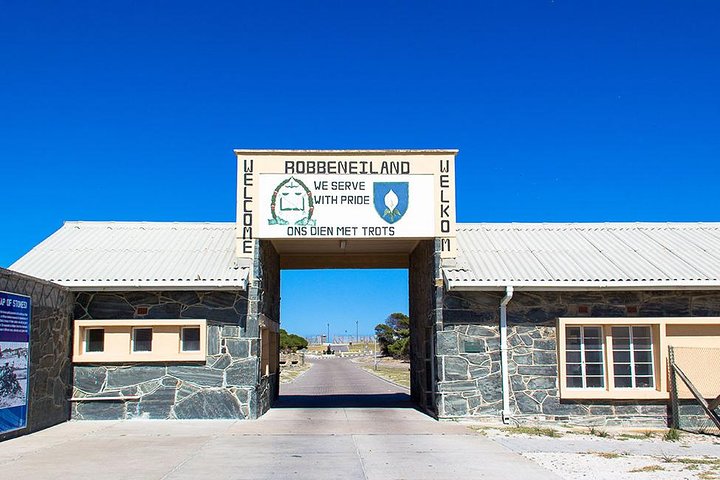 Cape Town Private Tour - Robben Island Gateway & Table Mountain Car  - Image 2