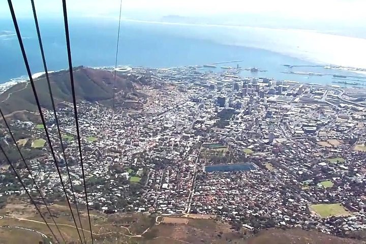 Cape Town Private Tour, Table Mountain Car Ride and Robben Island Getaway - Image 3