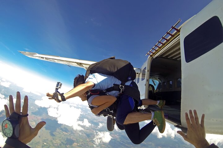 Cape town Tandem Skydiving - Image 5