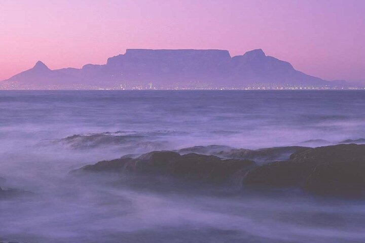 Cape Town Tour with Breakfast, Dinner and TM Pendant Gift - Image 1