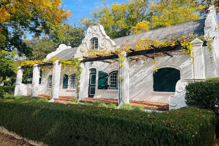 Cape Winelands shared day tour from Cape Town to Stellenbosch and Franschhoek - Image 2