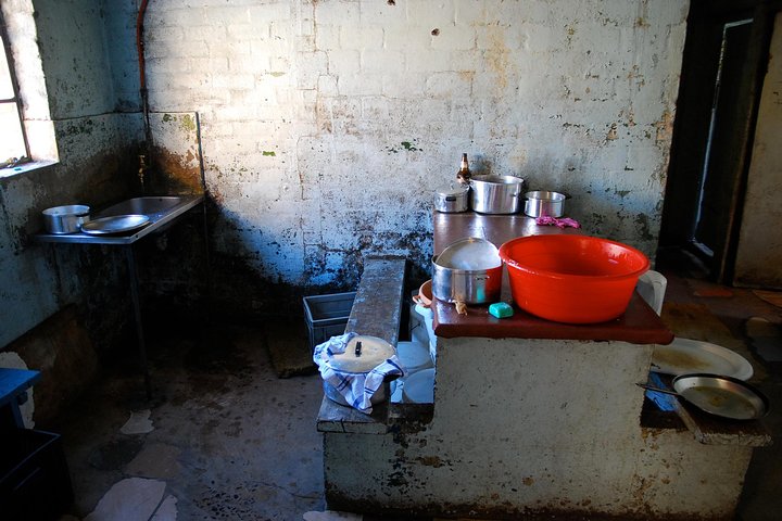 Cultural & Robben Island Full Day Tour - Image 5