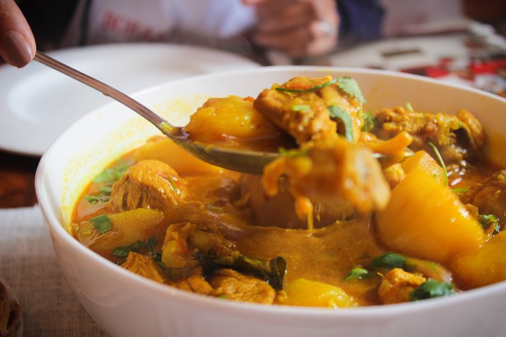 District 6 museum, Trojan horse, make lunch, learn cape Malay cuisine - Image 2