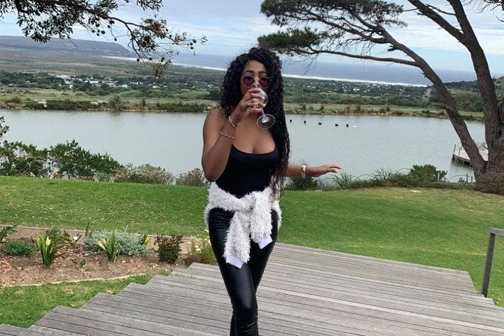 Full day Shared Cape Winelands Day tour, (Stellenbosch, Paarl & Franschhoek) - Image 4