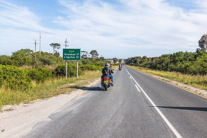 Full-day Small-group Classic Motorcycle Tour from Cape Town - Image 4