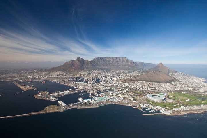 Half day am Cape Town City/Table Mountain & Bo KAAP open 8 Aug - Image 1