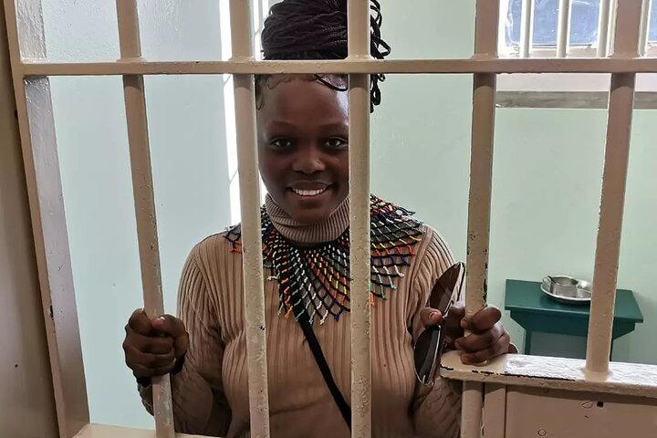 Half-Day Robben Island tour with private return transferes - Image 5