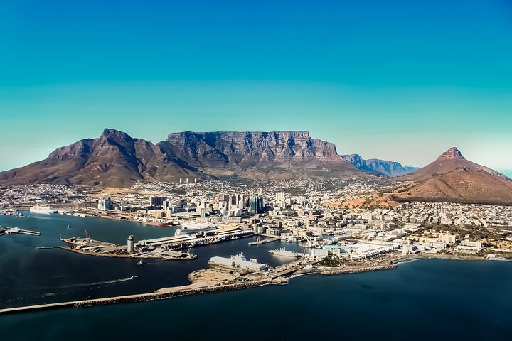 Helicopter Tour in Victoria & Alfred, Table Mountain & Cape Town - Image 2