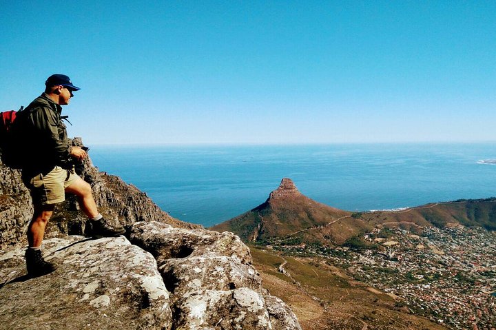 Hike up Table Mountain - Image 2