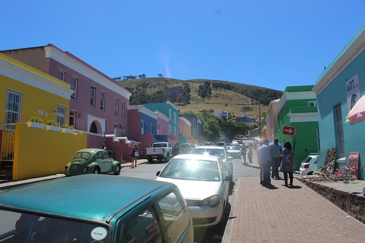 Private Cape Town City Table Mountain Bo-Kaap Tour Price per/Group 12 Pax H/D  - Image 1