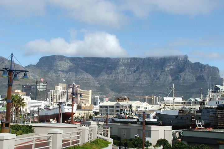 Private Full Day Cape Town Bo-Kaap Malay Q Kirstenbosch and Table Mountain Tour. - Image 3
