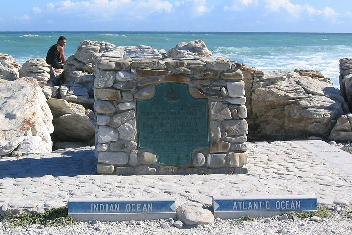 Private Hermanus & Cape Agulhas Full Day Tour - Image 2